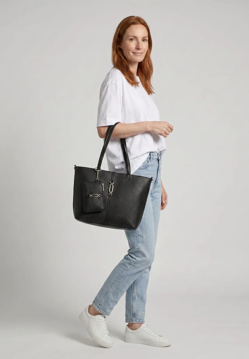 Eleganter Shopper aus strukturiertem Kunstleder
