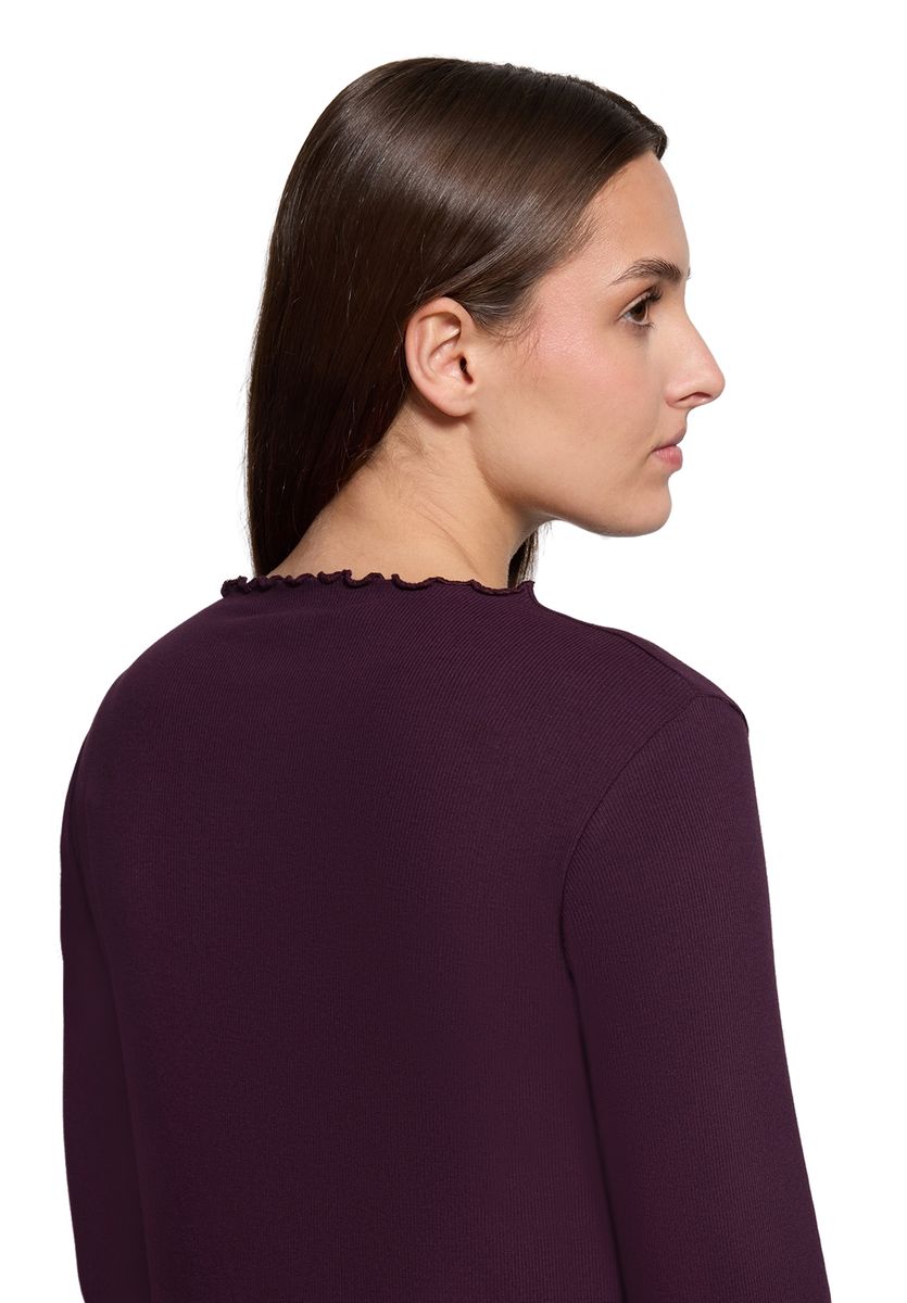Geripptes Langarmshirt mit Wellensaum