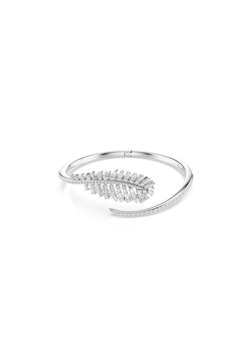 Eleganter Armreif mit Federmotiv
