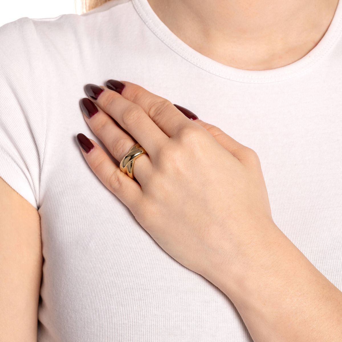Markanter Ring im Wickeldesign