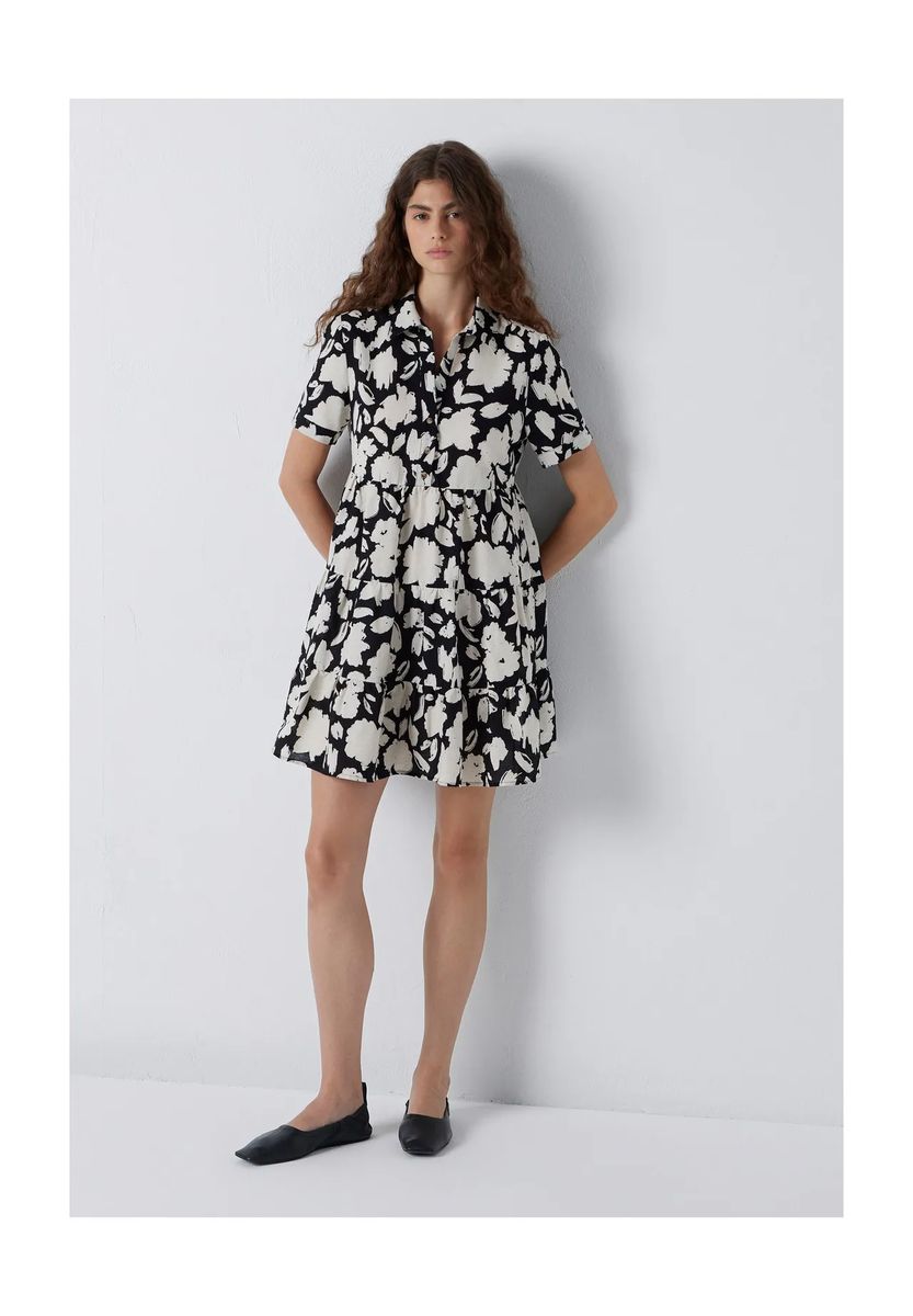 Gestuftes Hemdblusenkleid mit abstraktem Blumenmuster