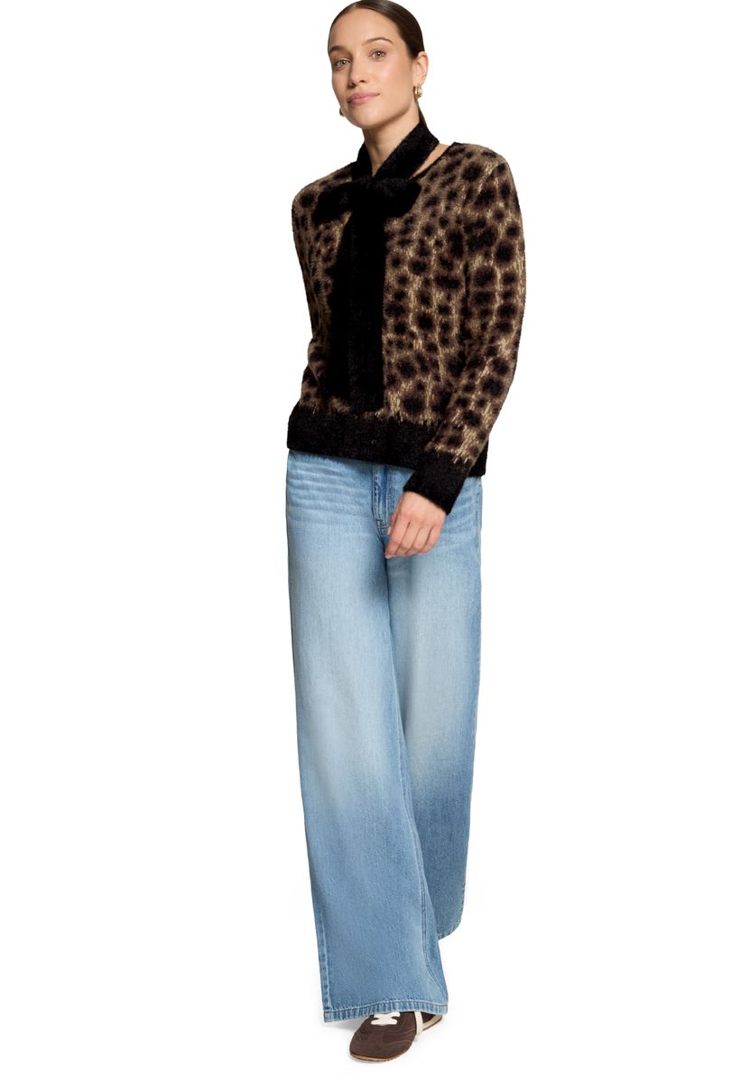 Flauschige Strickjacke mit Leo-Print und Schal