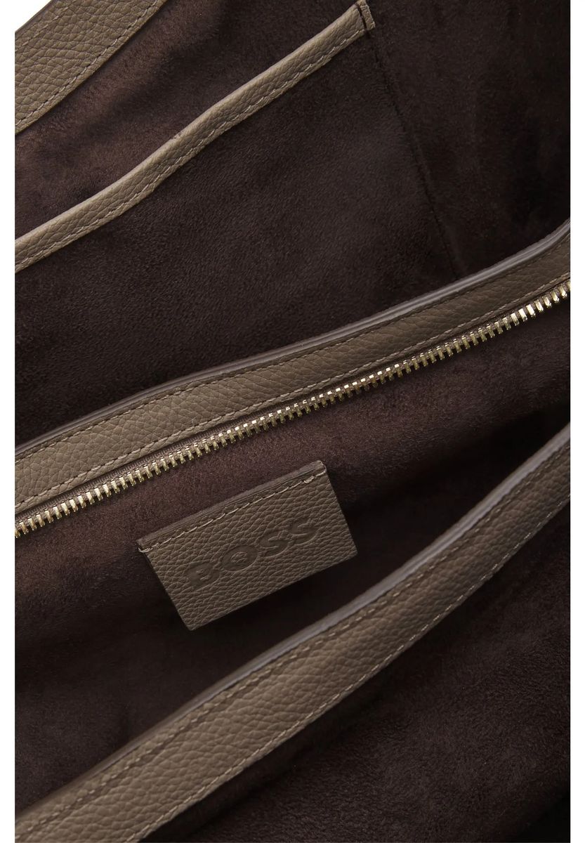 Elegante Henkeltasche aus genarbtem Leder