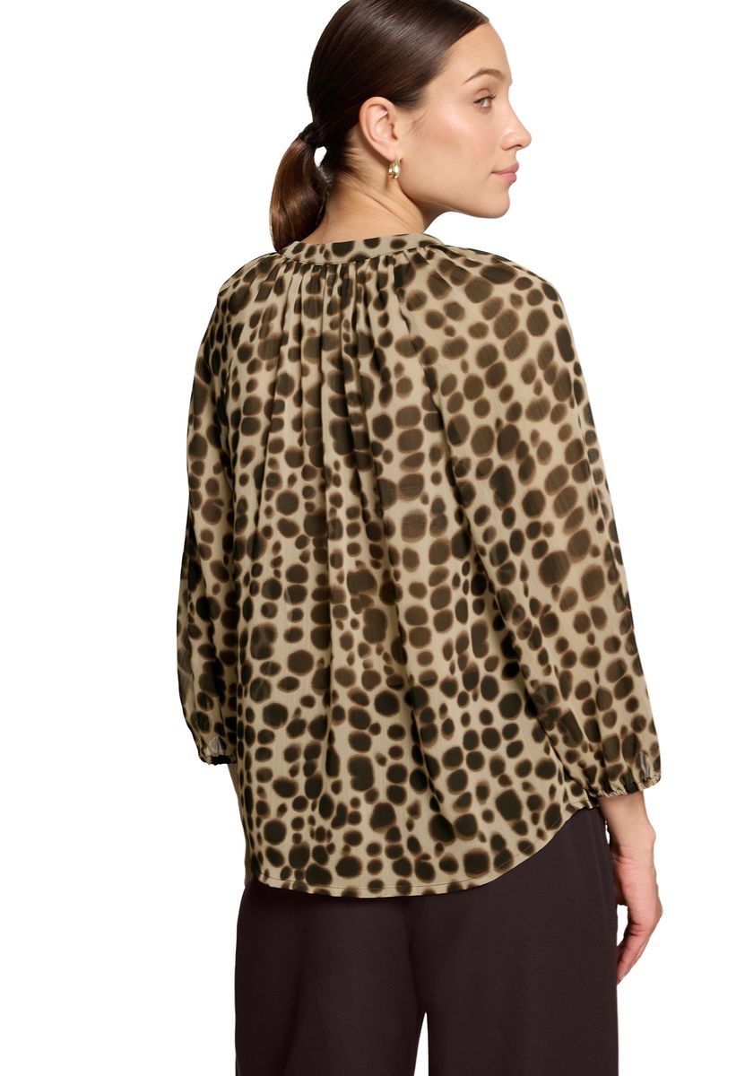 Leoprint-Bluse mit V-Ausschnitt