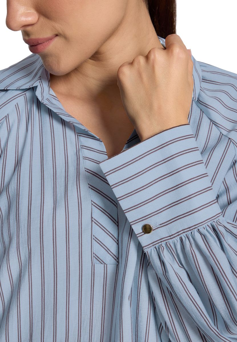 Gestreifte Raglanärmel-Bluse mit V-Ausschnitt