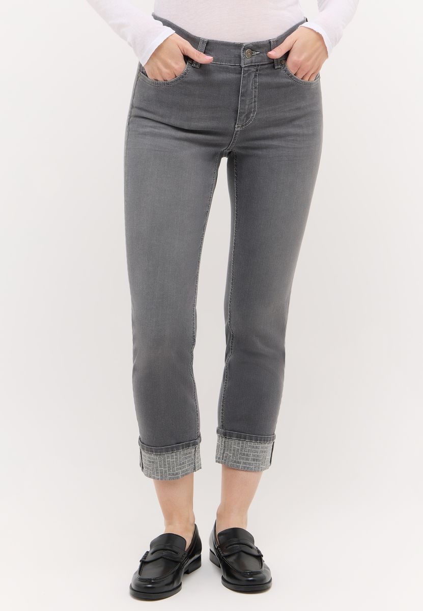 Gerade geschnittene 7/8-Denim-Basics