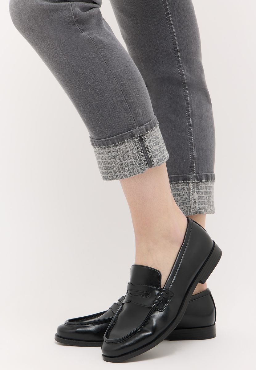 Gerade geschnittene 7/8-Denim-Basics