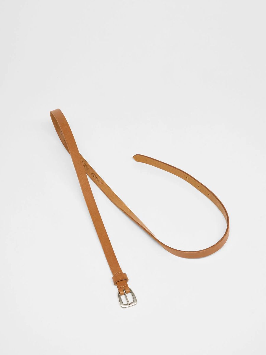 Eleganter schmaler Taillengürtel aus Leder
