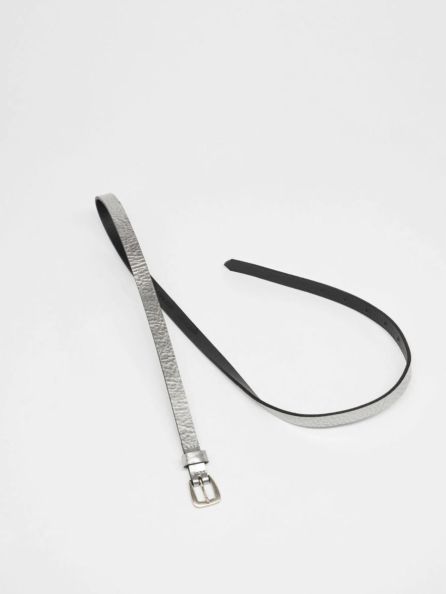 Schmaler Gürtel in Metallic-Optik