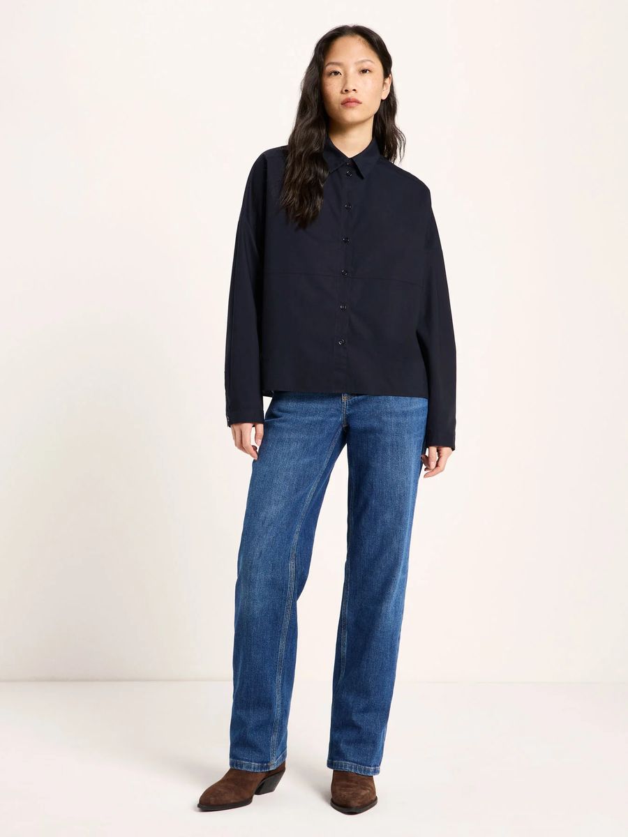 Minimalistische Hemdbluse aus Bio-Baumwolle