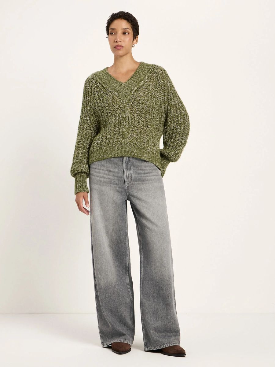 Grobstrick-Pullover mit V-Ausschnitt