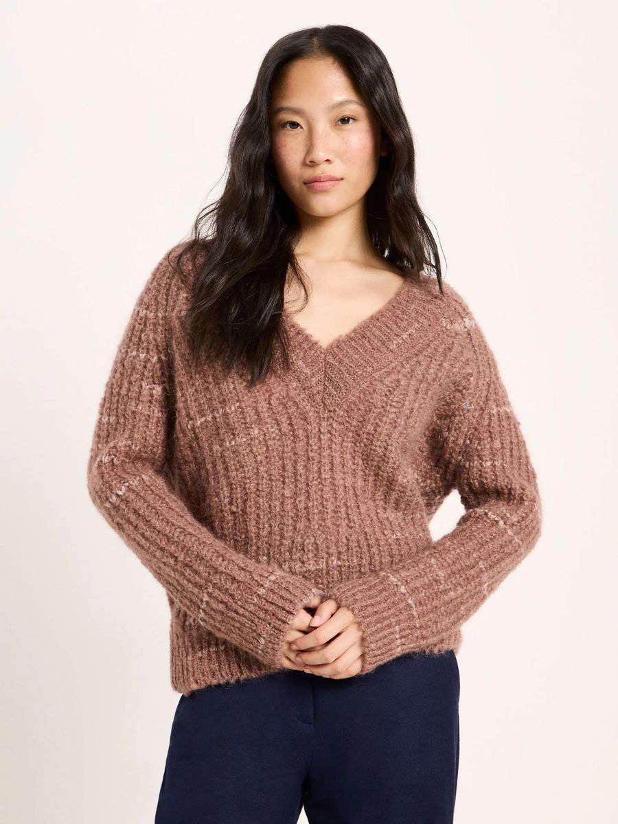Weicher Mohair-Strickpullover mit V-Ausschnitt