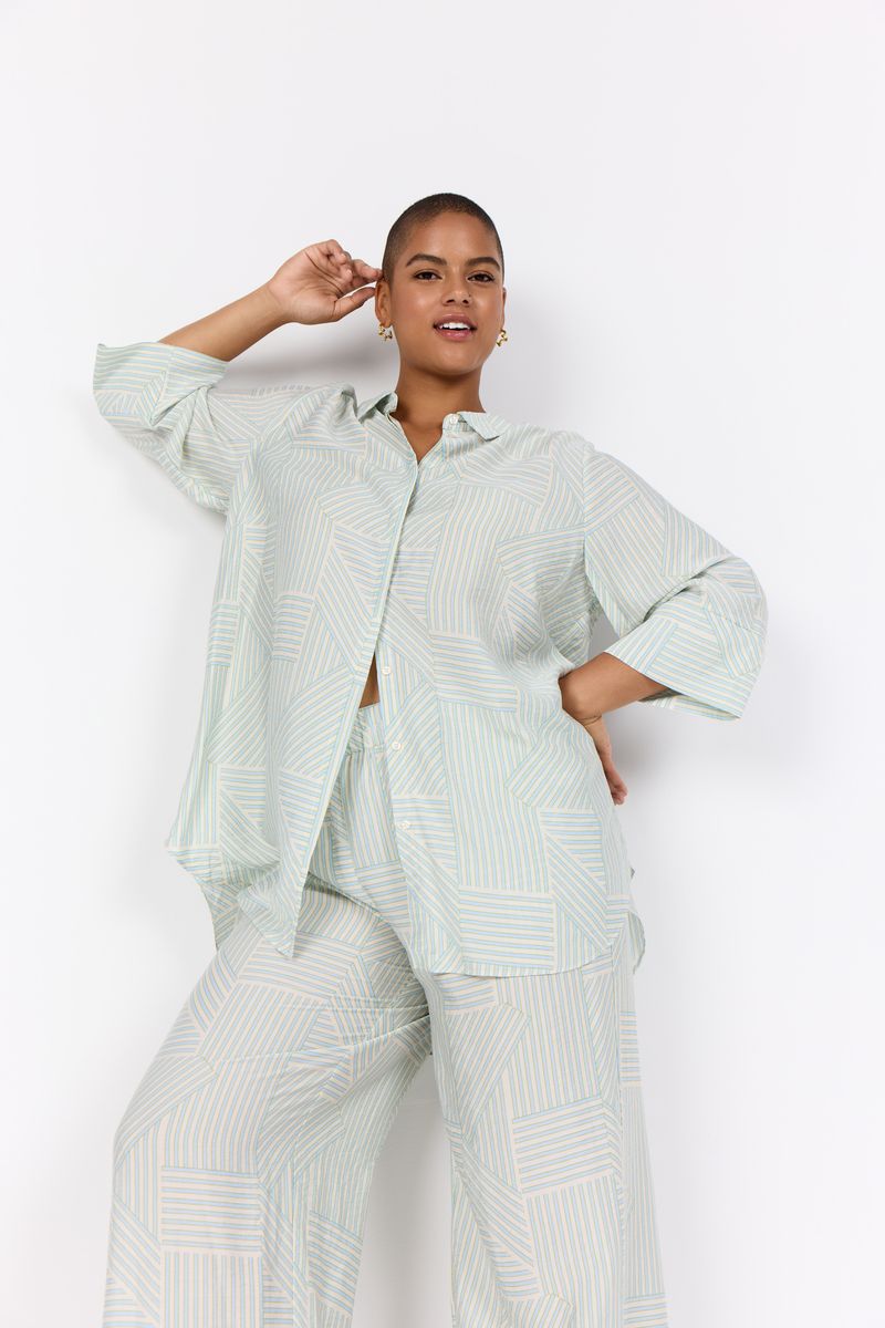 Locker geschnittene Bluse mit Geometrie-Print