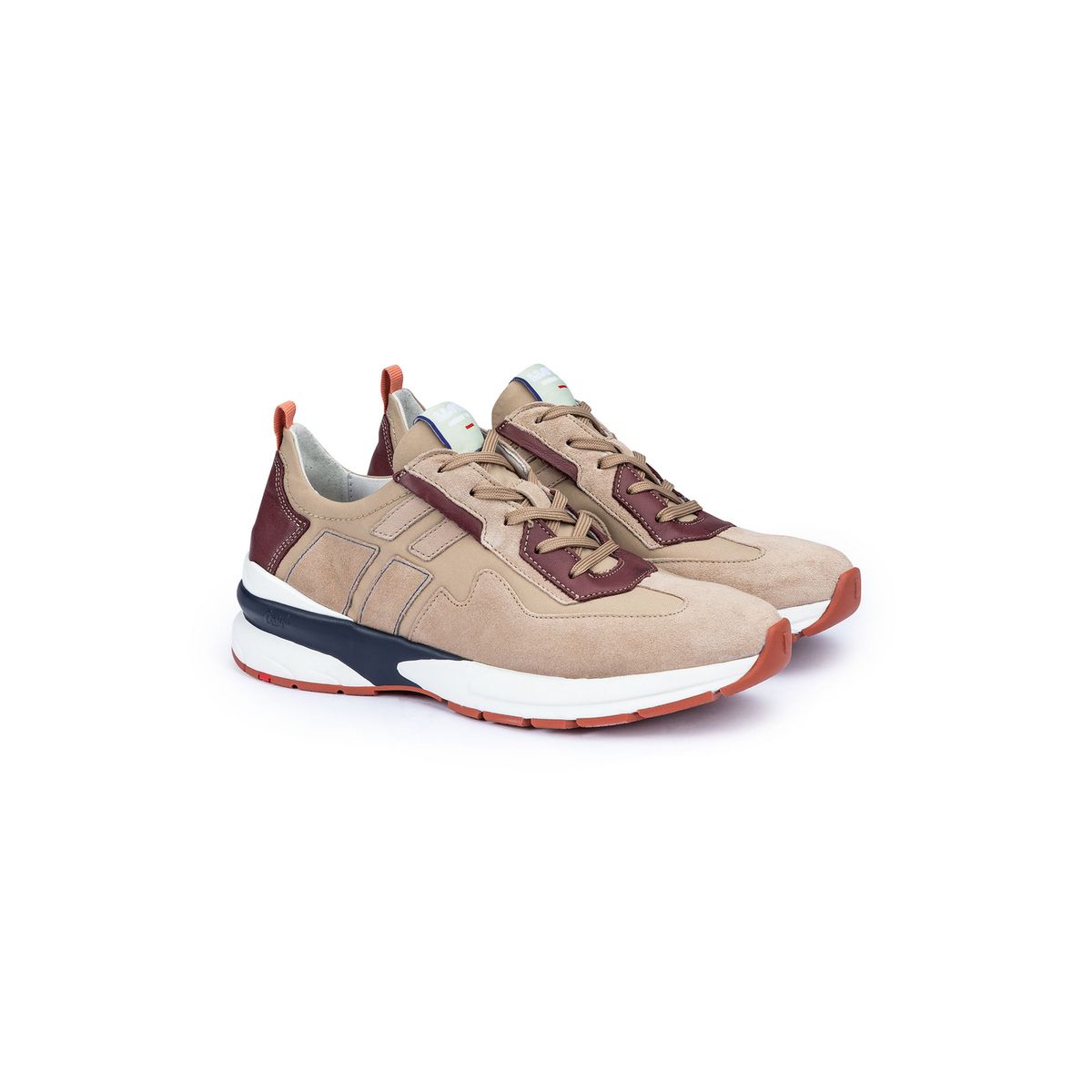 Materialmix Low-Top Sneaker