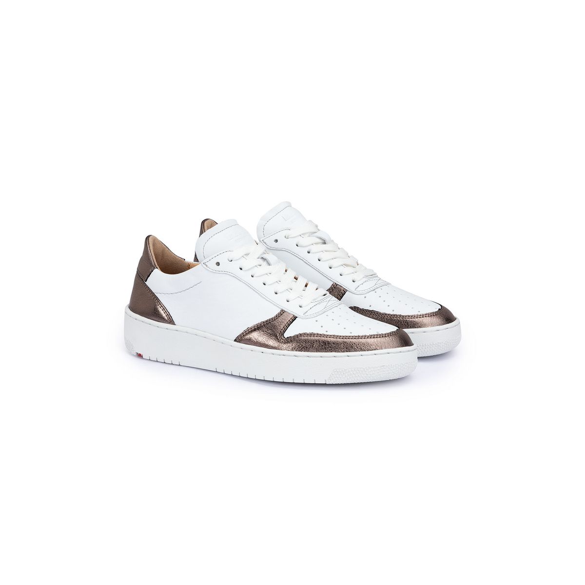 Low Top Sneaker mit Metallic-Akzenten