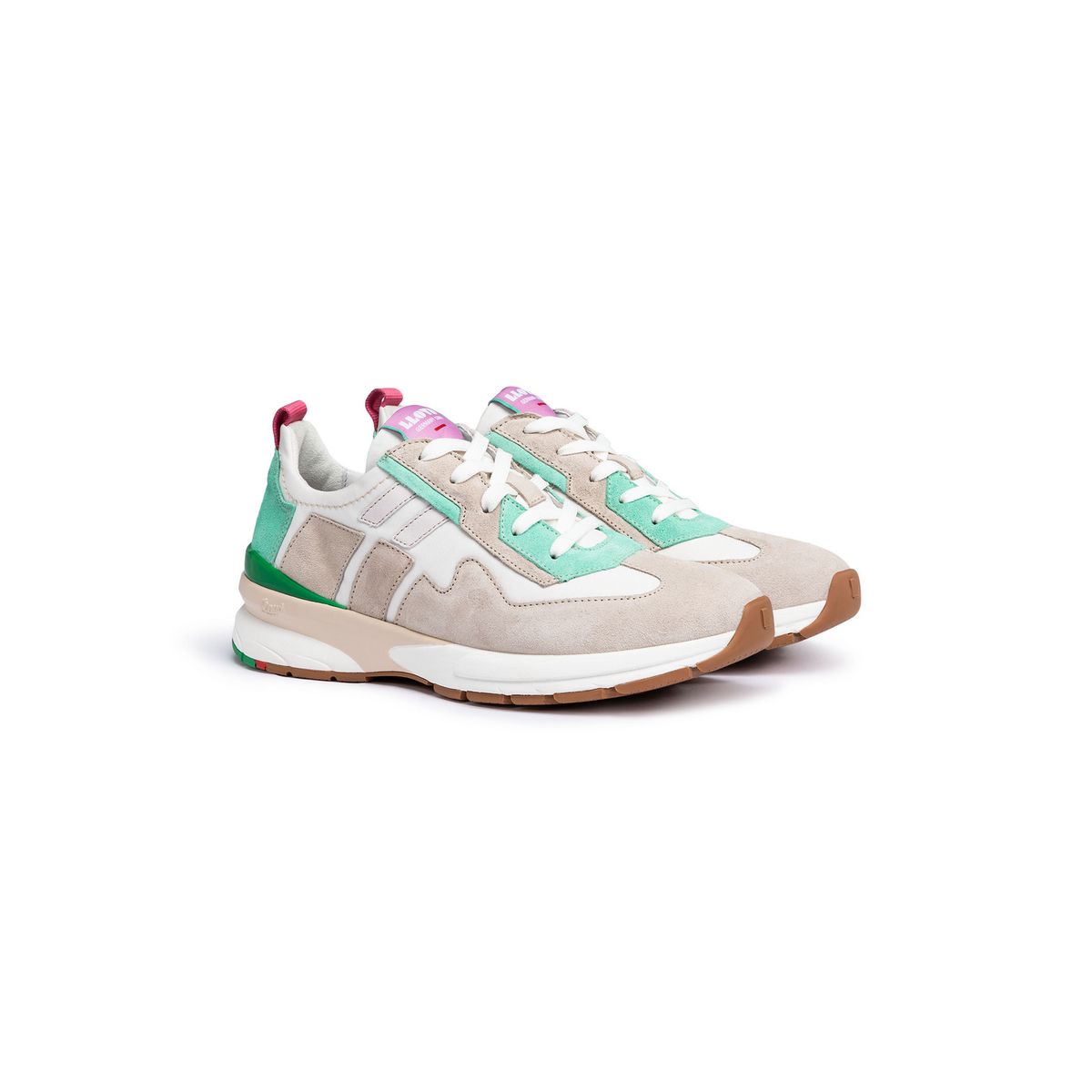Sportliche Low-Top Sneaker im Materialmix