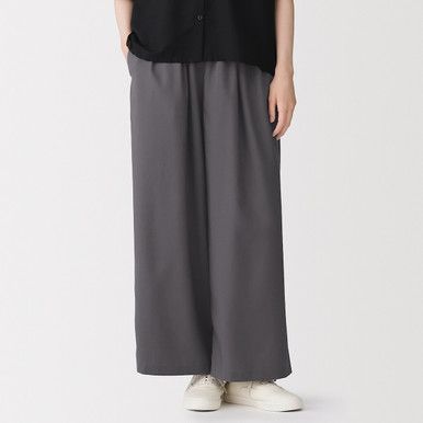 Weit geschnittene Lyocell-Mischgewebe Hose