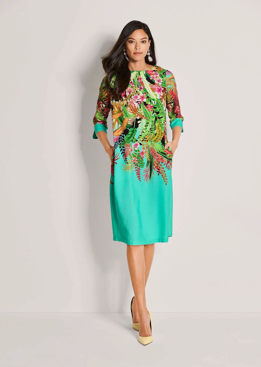 Viskosekleid mit tropischem Print