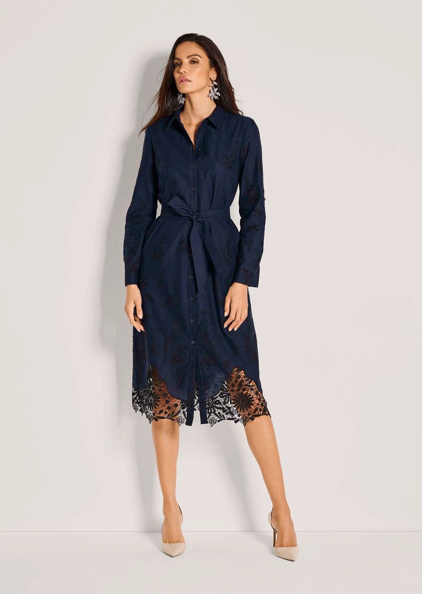 Besticktes Hemdblusenkleid mit Spitze