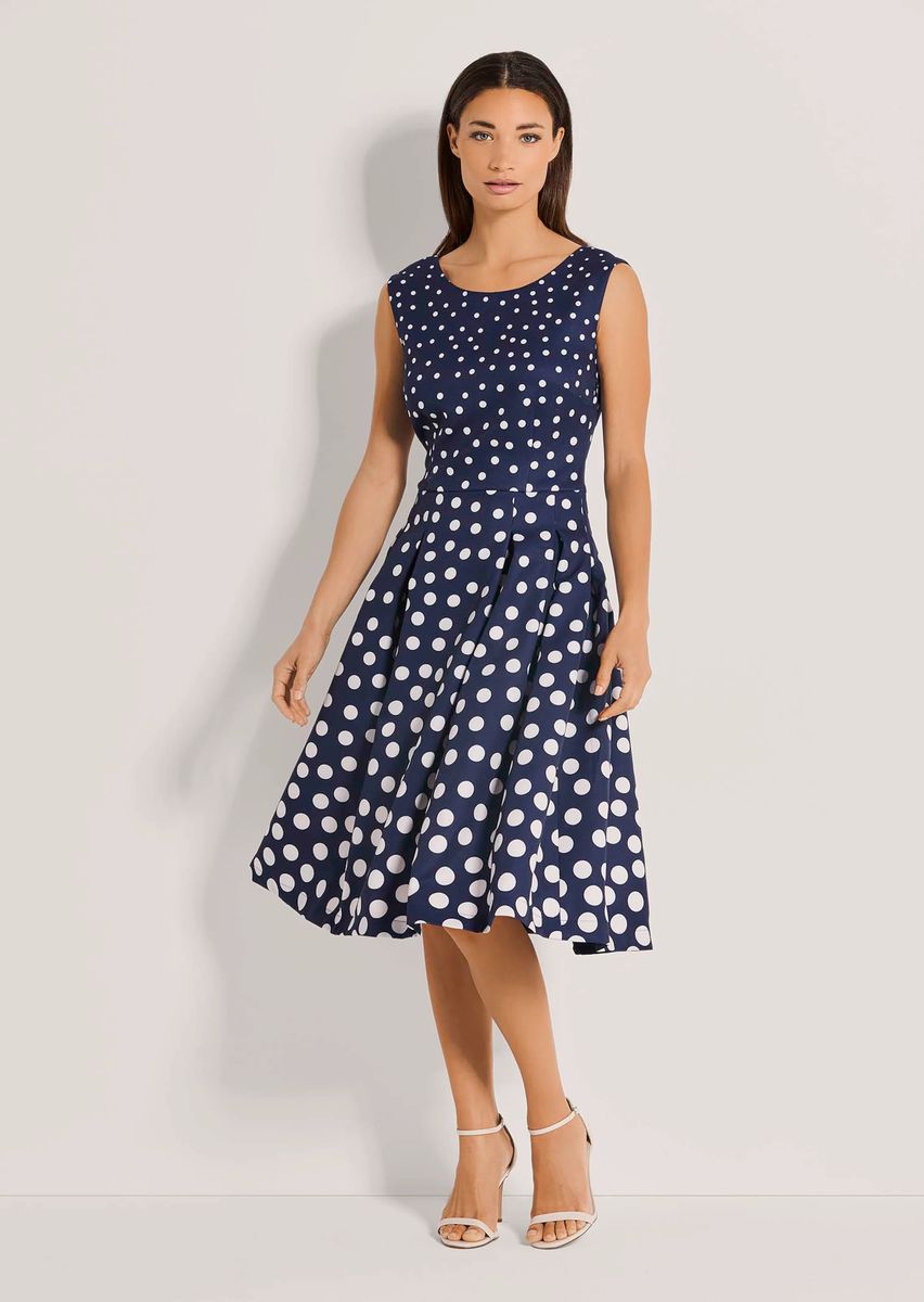 Polka-Dot-Kleid mit ausgestelltem Rock