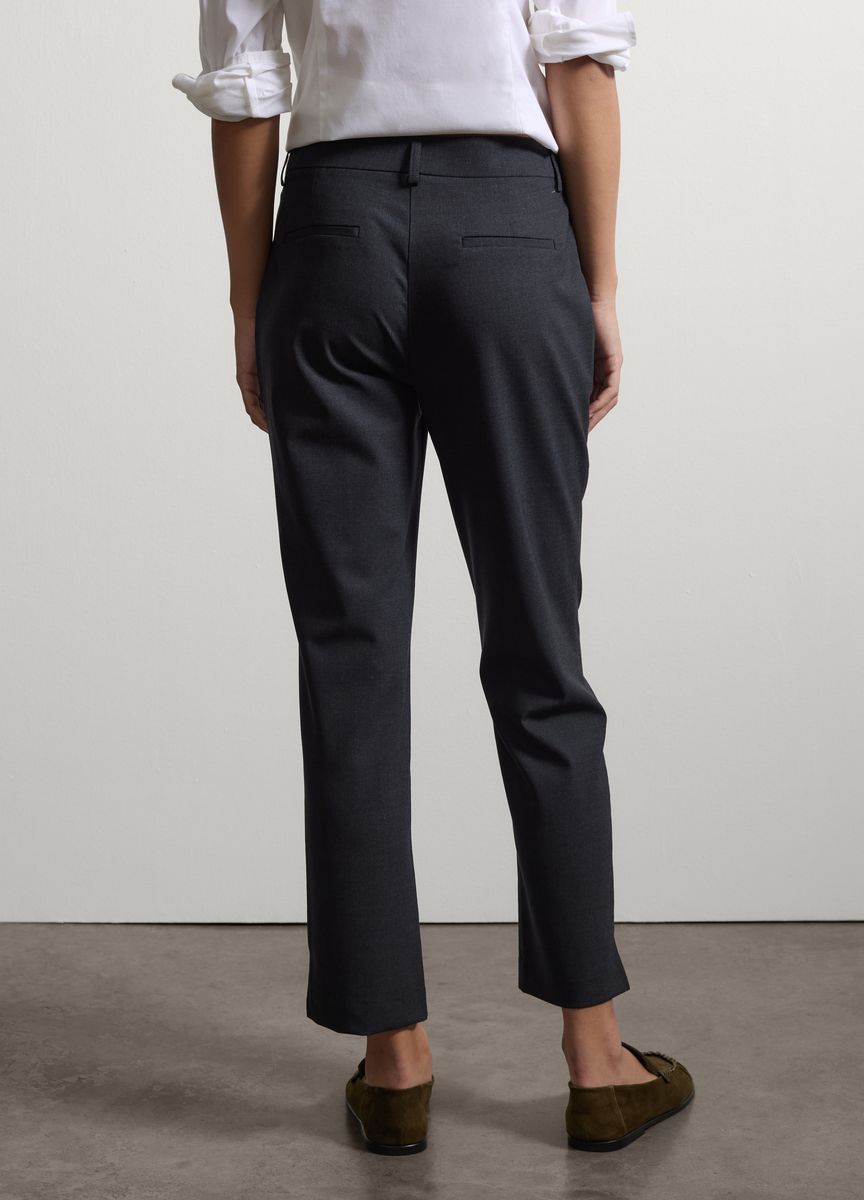 Klassische Slim-Fit Stoffhose