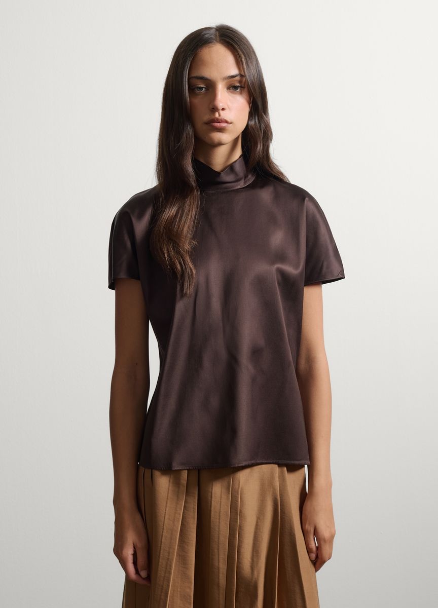 Satinbluse mit Stehkragen und Kurzarm