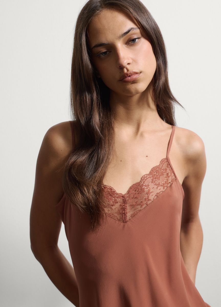Zartes Camisole-Top mit Spitzenbesatz