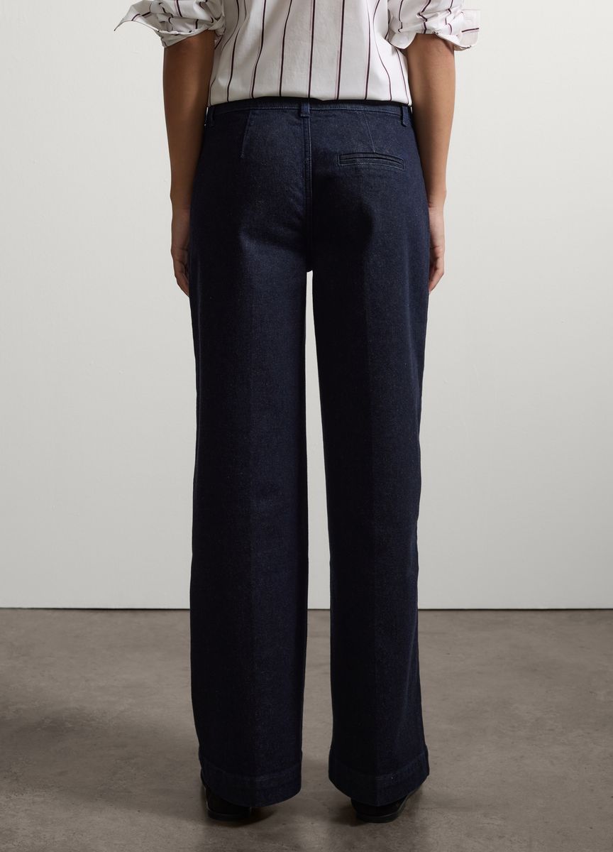 Weite Denim-Hose mit aufgesetzten Taschen