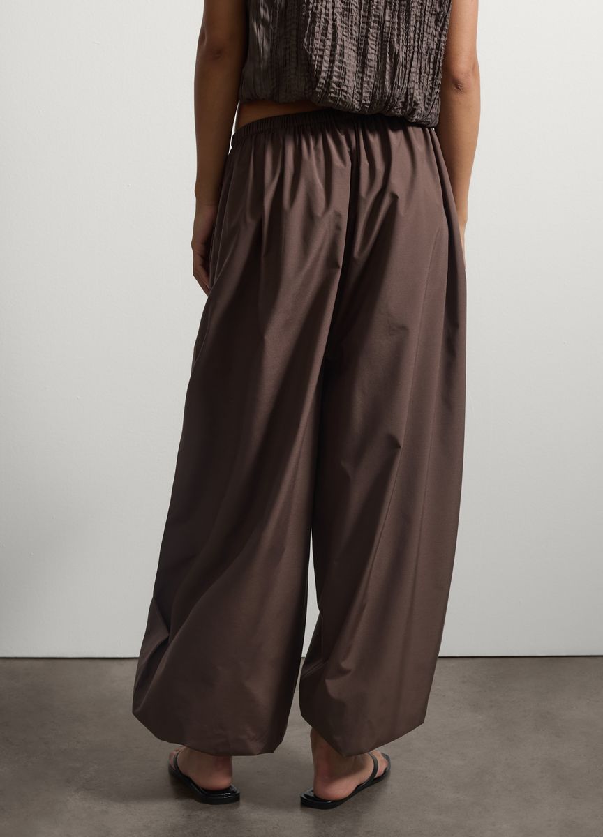 Voluminöse Ballonhose mit Gummizug
