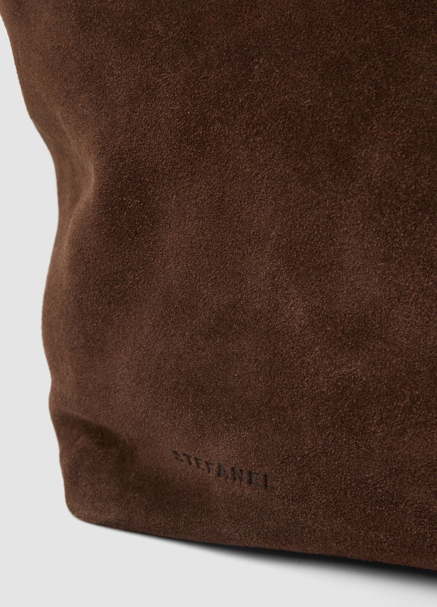 Minimalistischer Shopper aus Wildleder