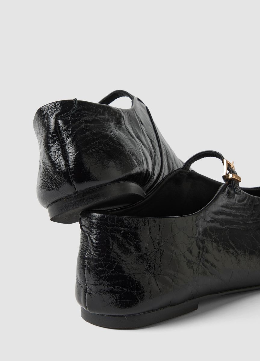 Mary-Jane-Ballerinas aus Knautschleder