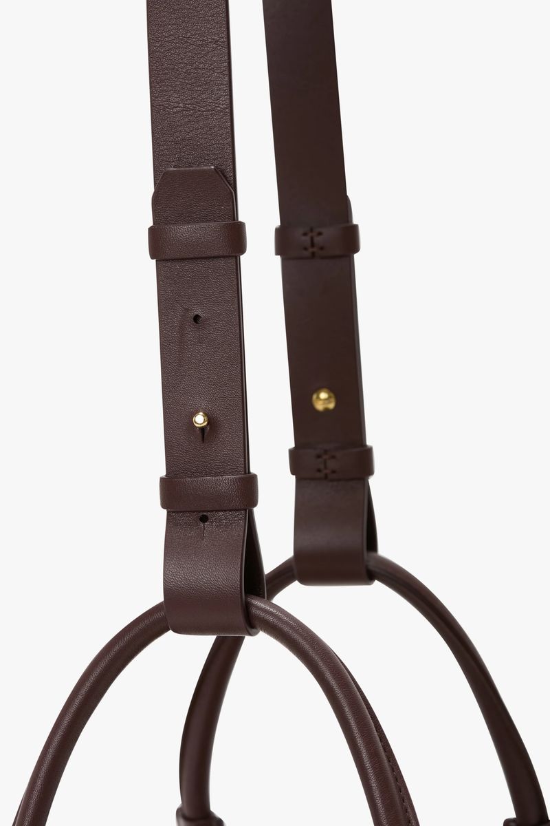 Geometrische Plié Ledertasche