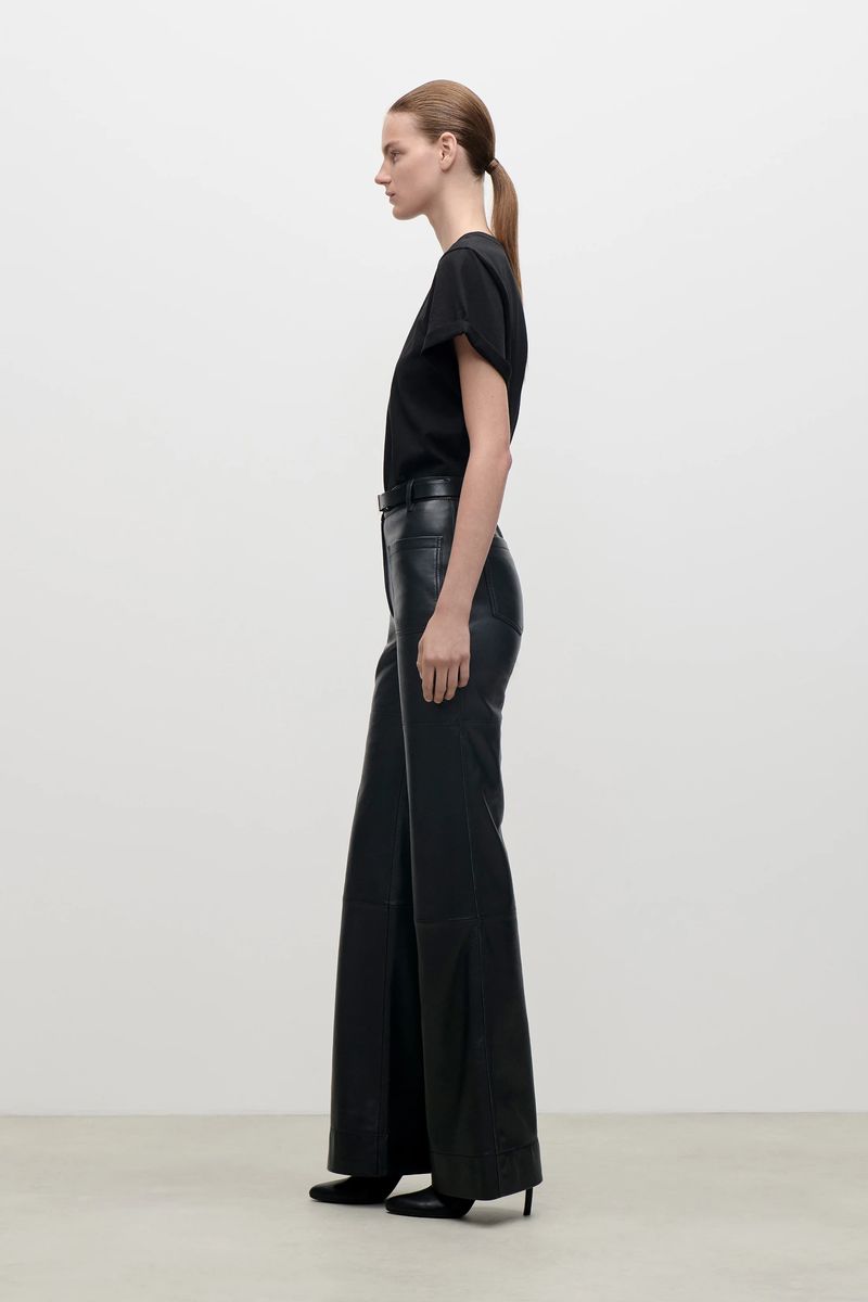 Oversize-T-Shirt mit Umschlagärmeln