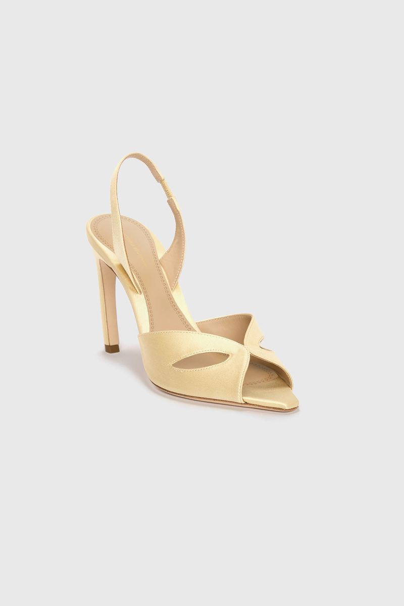 Satin-Slingback-Heels mit Masken-Ausschnitt
