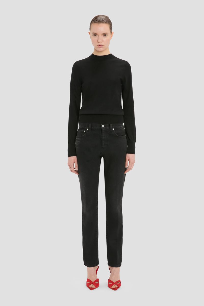Hüfthohe Jeans in Washed Black