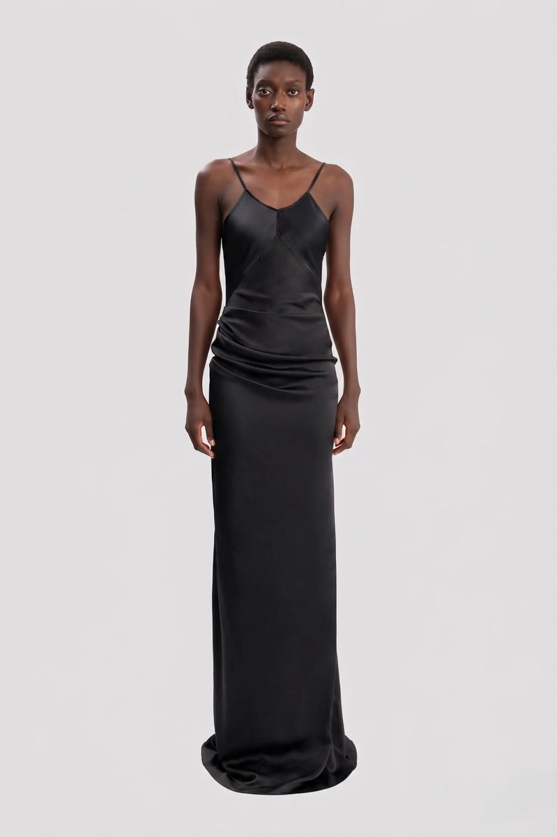Elegantes Cami-Maxikleid mit Drapierung