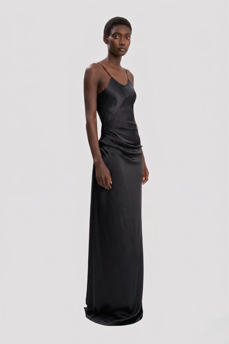 Elegantes Cami-Maxikleid mit Drapierung