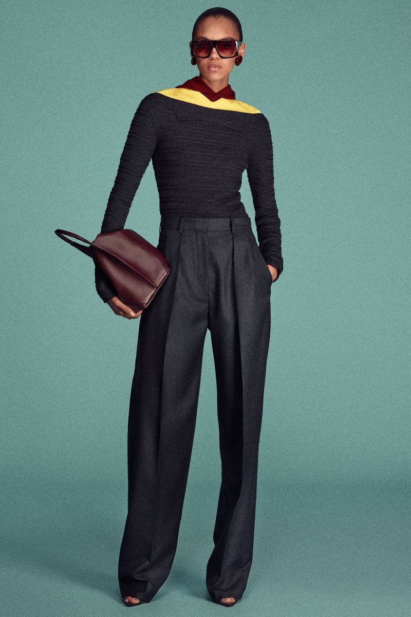 Gefalteter Off-the-Shoulder Rippstrick-Cardigan