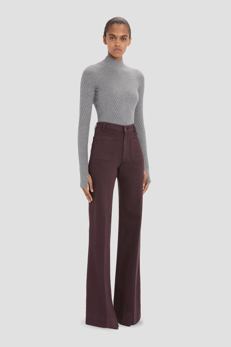 Weit geschnittene High-Waist-Denim-Silhouette