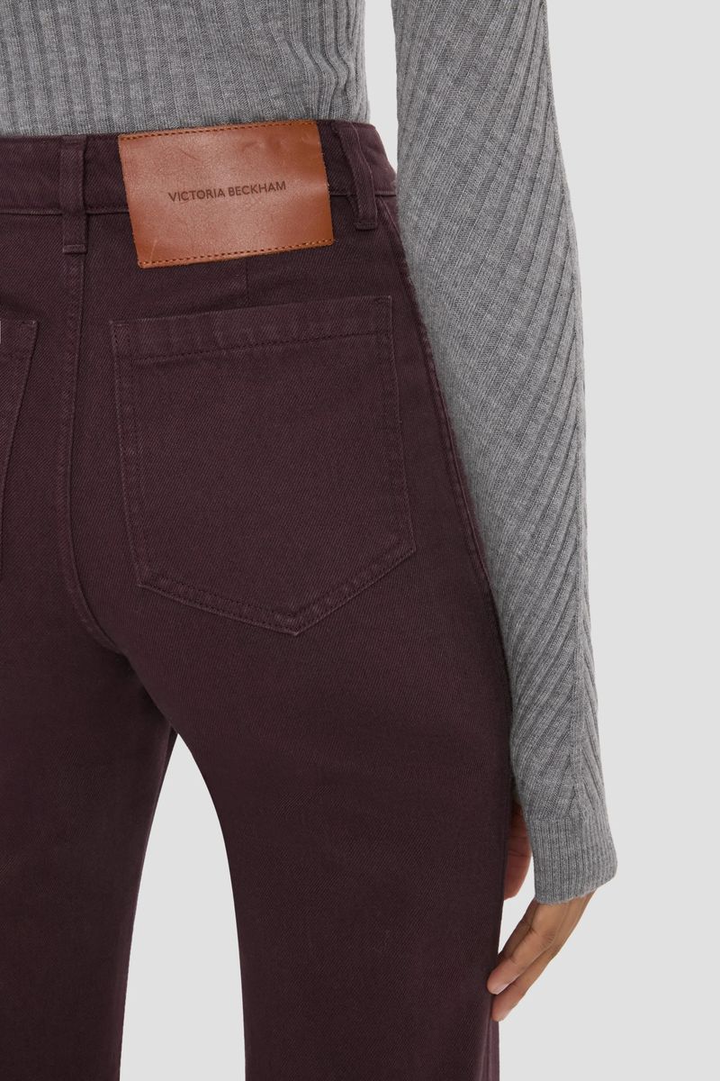 Weit geschnittene High-Waist-Denim-Silhouette