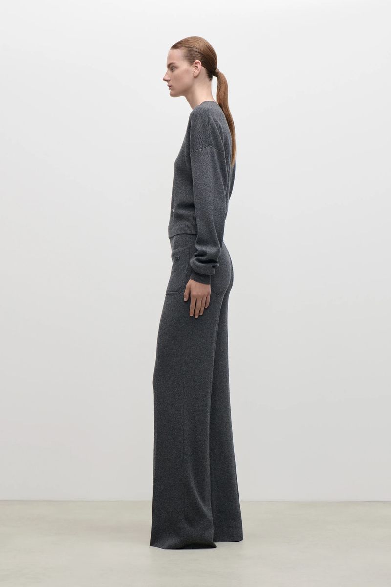 Kurzer Kaschmir-Merino-Strickpullover