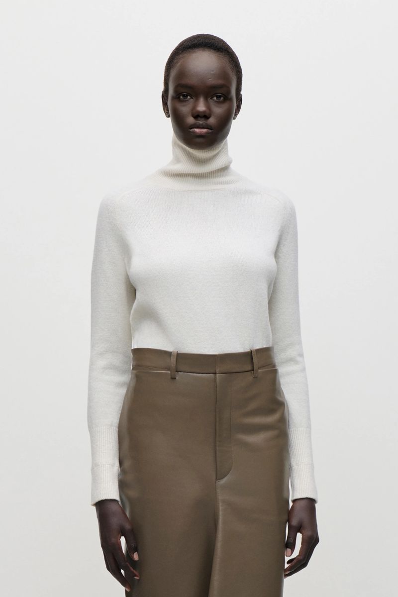 Weicher Rollkragenpullover aus Lammwolle