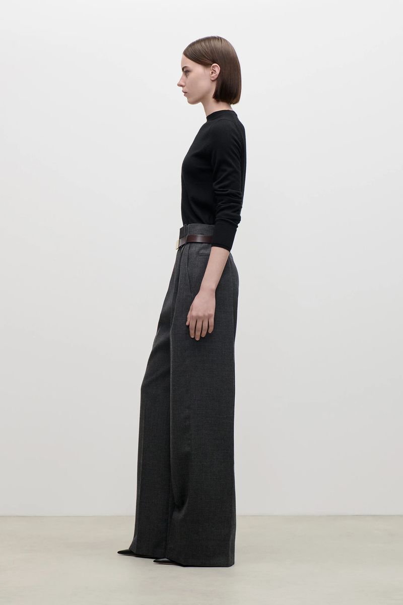 Maßgeschneiderte Melange-Hose mit hohem Bund