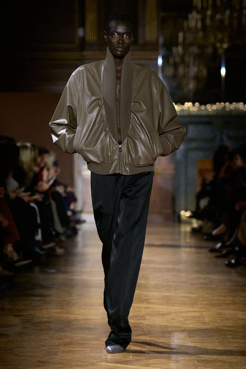 Architektonische Leder-Bomberjacke
