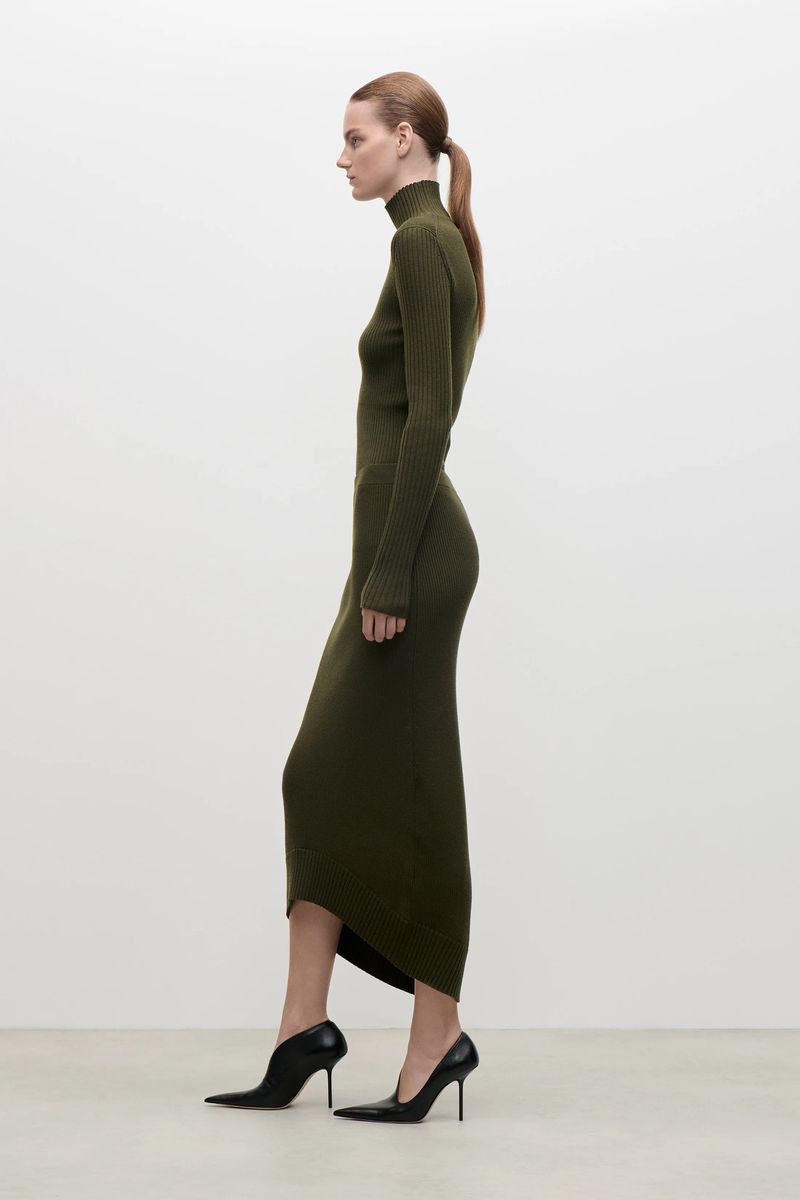 Feiner Rippstrick-Rollkragenpullover