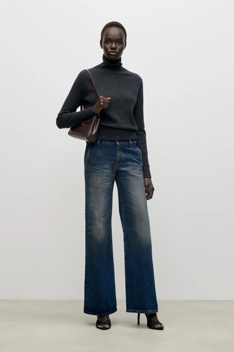 Klassische Jeans mit weitem Bein