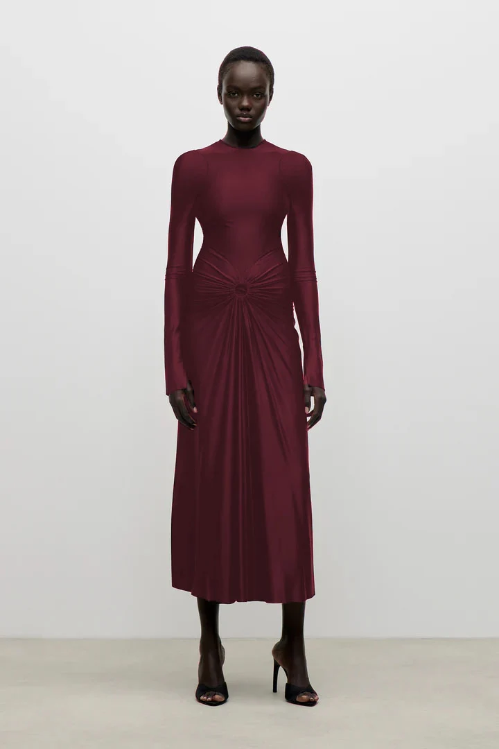 Elegantes Midikleid mit Glanzeffekt