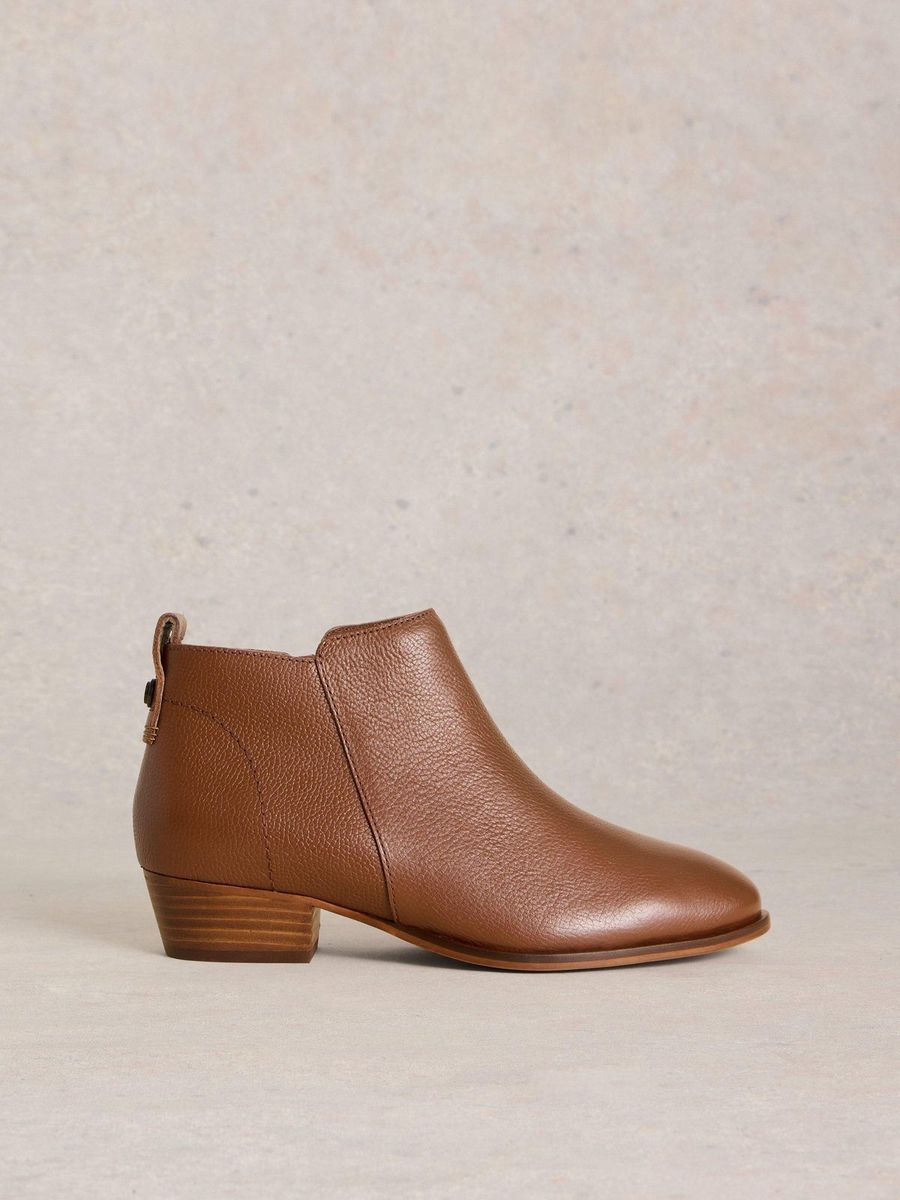 Klassische Lederstiefeletten mit Narbung
