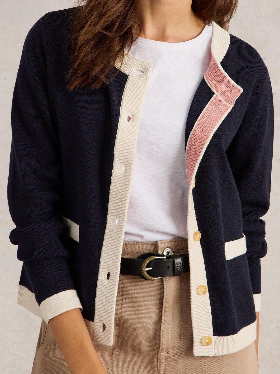 Cardigan mit Kontrastabschlüssen aus Bio-Baumwolle