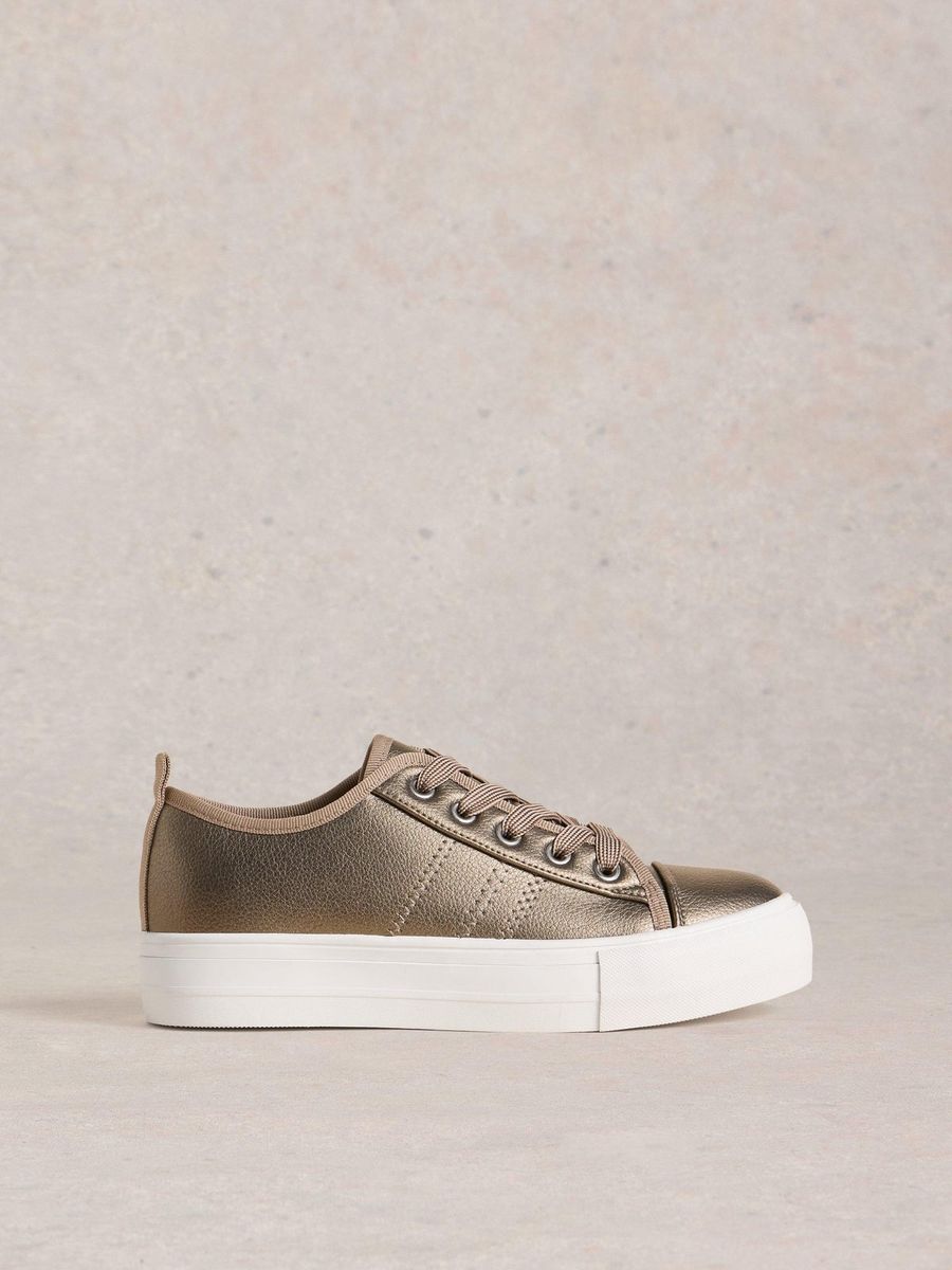 Schimmernde Metallic-Plateau-Sneaker